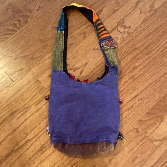 HOBO bag - really cute - zips up in middle too - Picture 7 of 12